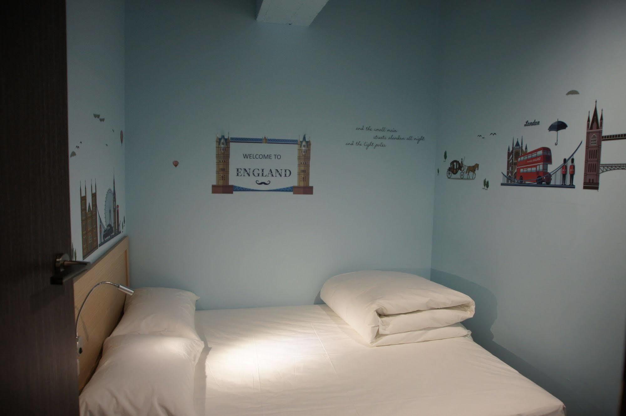 Park Hostel Taipei Extérieur photo